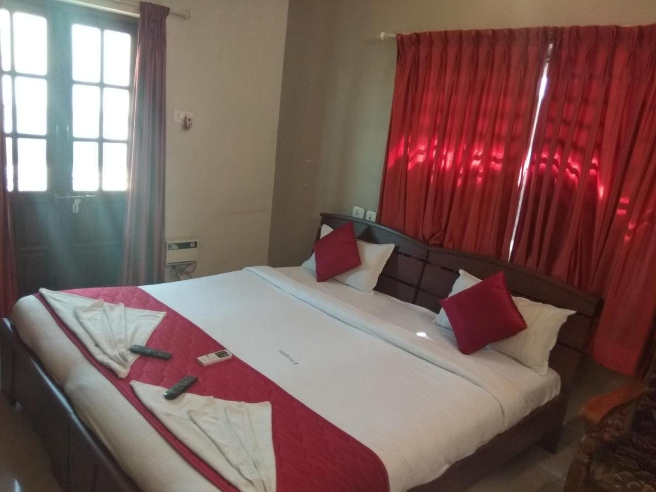 Hotel I-Way Residency Perungudi Ченай Екстериор снимка